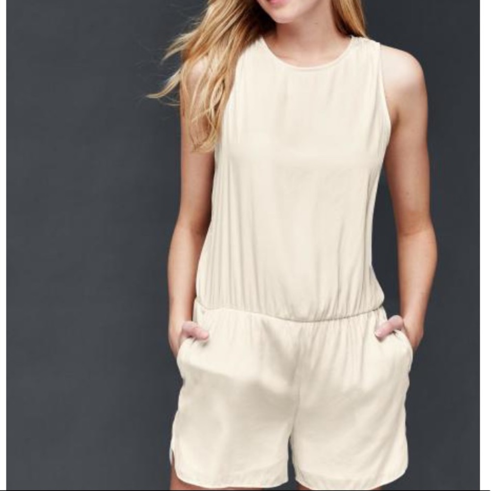 Gap romper - Picture 2 of 6